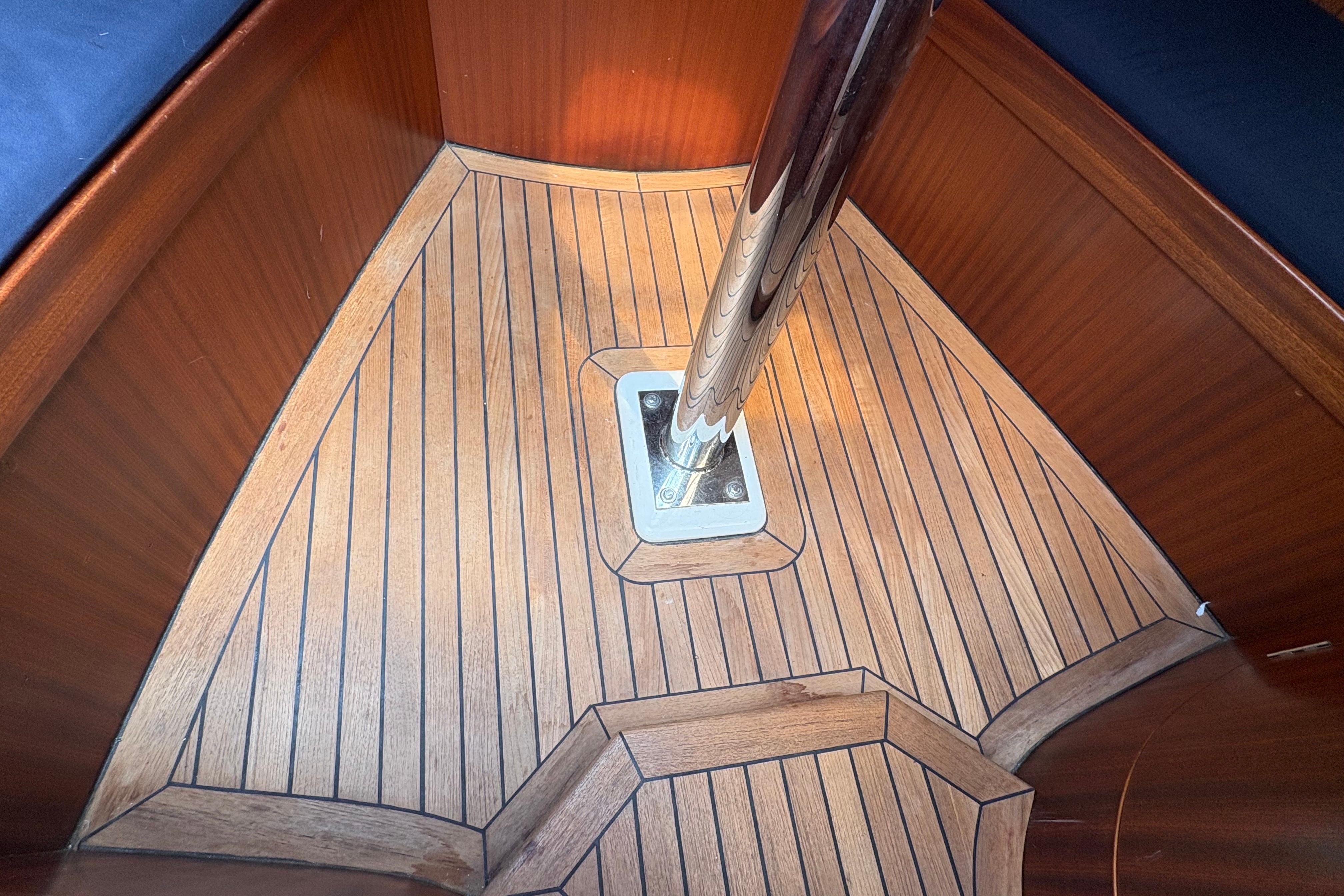 2017 Leonardo Yachts Eagle 44-23