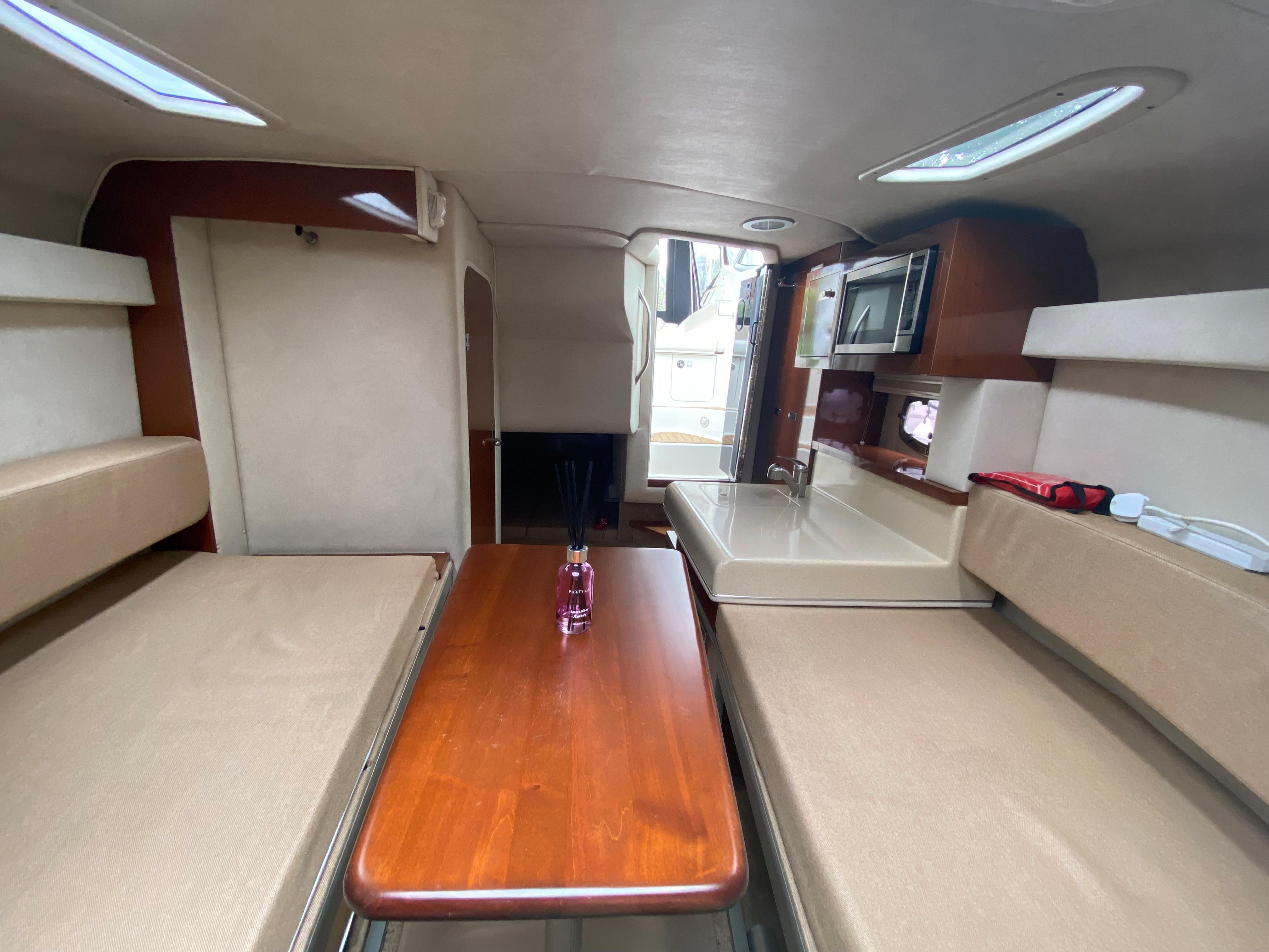 2010 Sea Ray 260 Sundancer