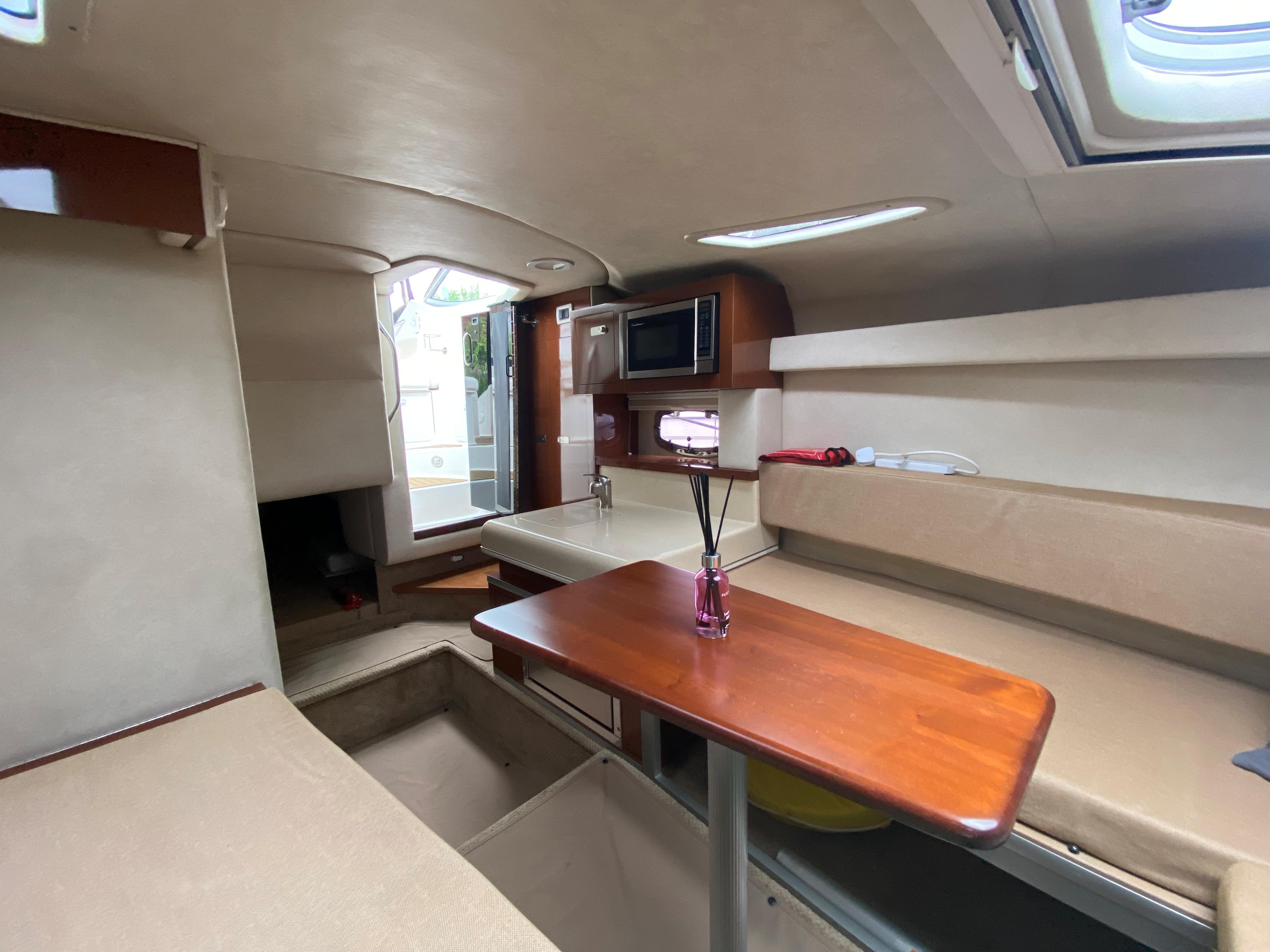 2010 Sea Ray 260 Sundancer