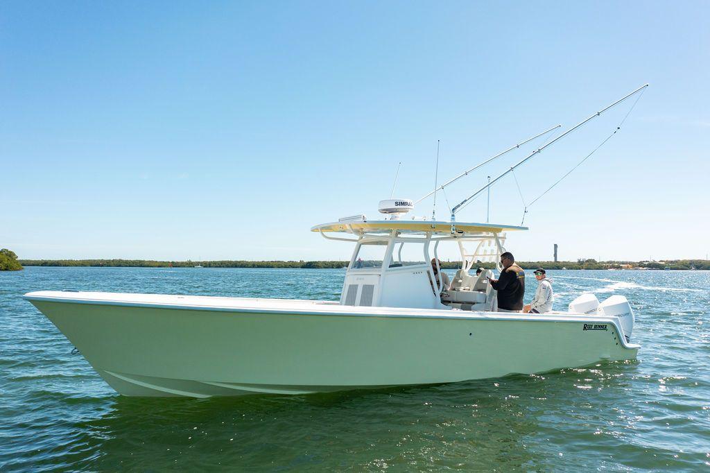 2024-reef-runner-340-power-9712315-20250311191021202-1_XLARGE