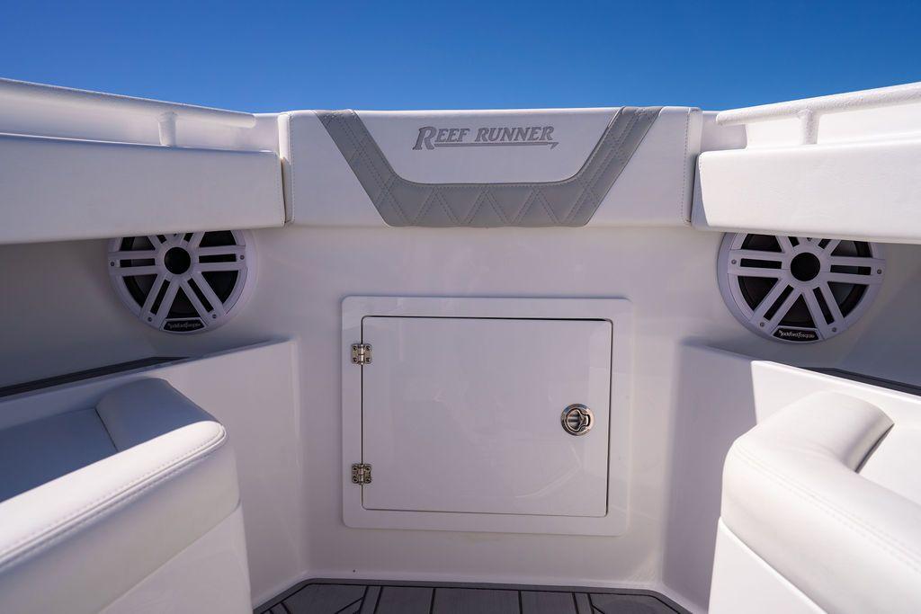 2024-reef-runner-340-power-9712315-20250311191027264-1_XLARGE