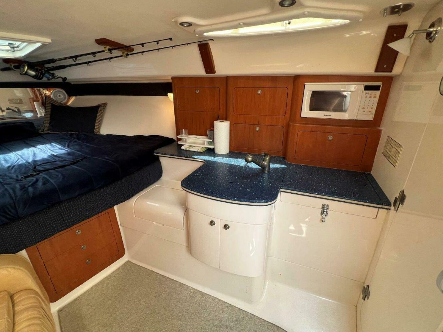 Oberland Yacht Photos Pics 