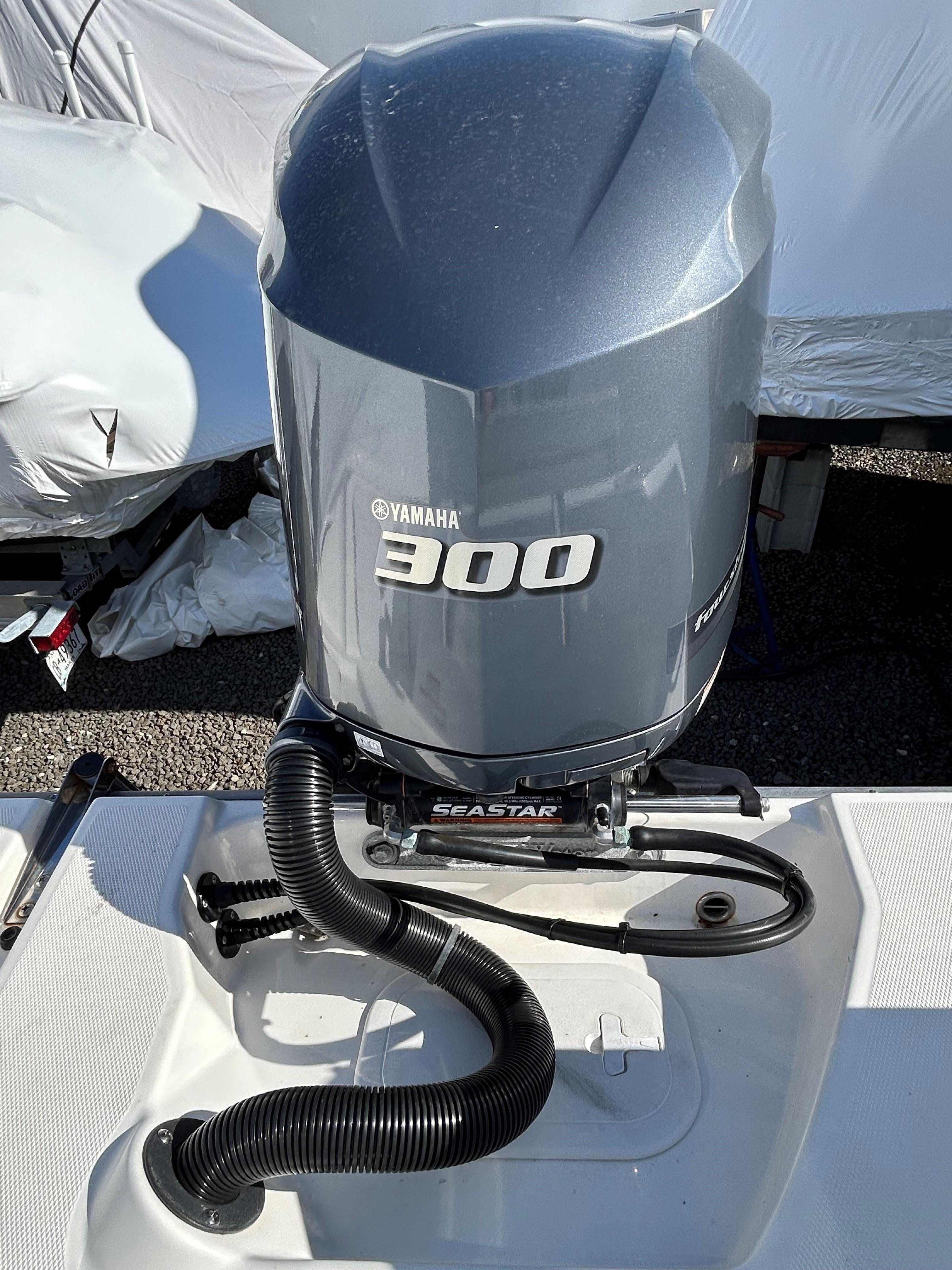 2020-edgewater-348-cx-power-9722318-20250328081714746-1_XLARGE
