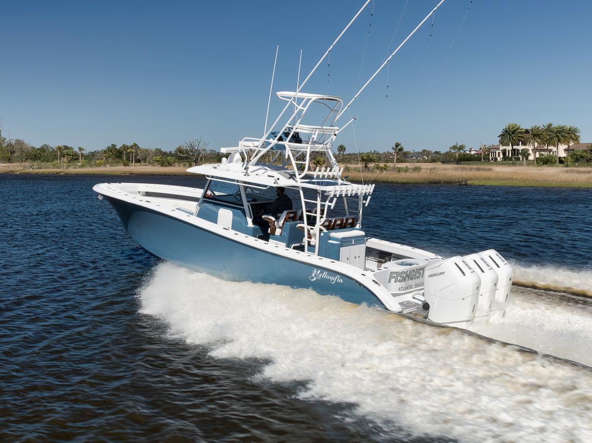 2024-yellowfin-42-offshore--power-9712319-20250311192816059-1_XLARGE