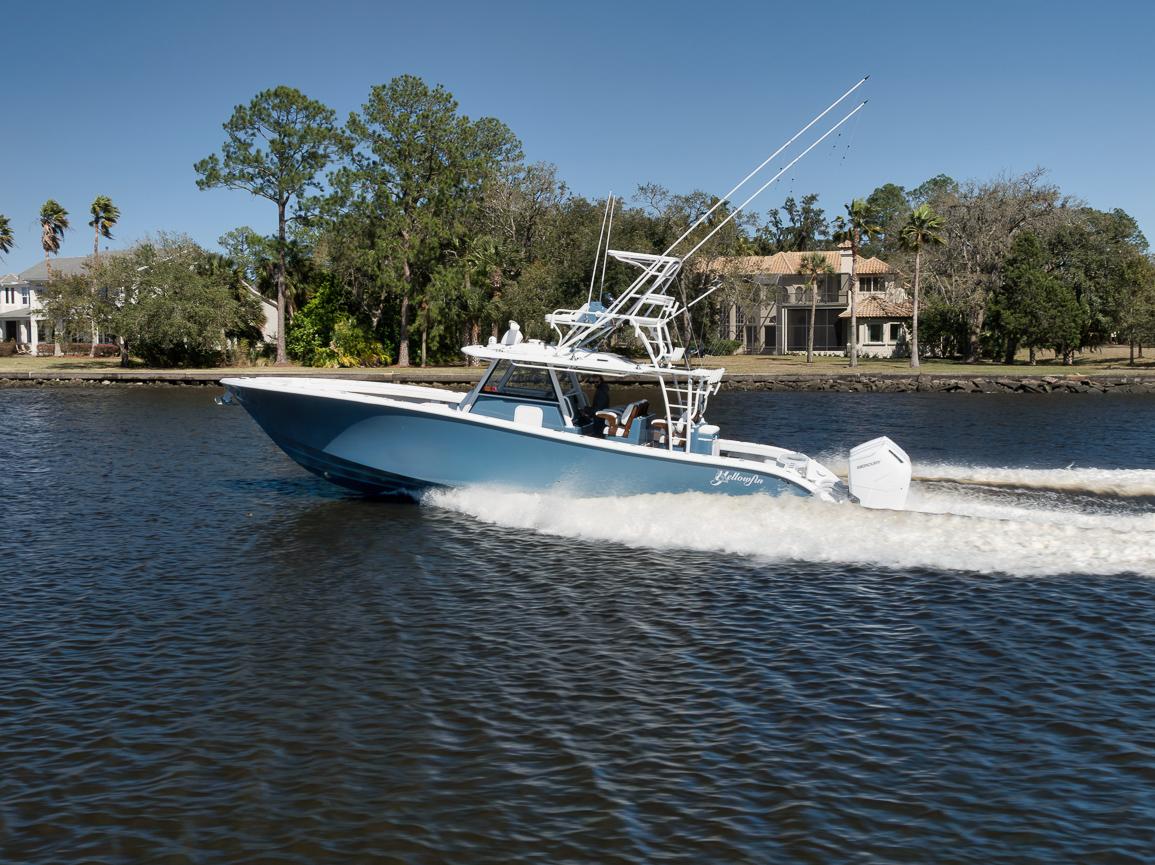 2024-yellowfin-42-offshore--power-9712319-20250311192818211-1_XLARGE