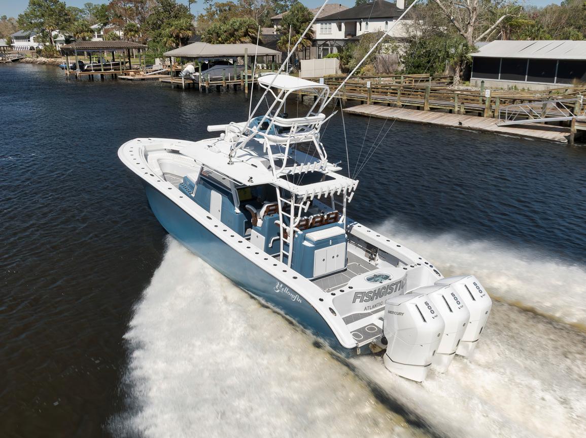 2024-yellowfin-42-offshore--power-9712319-20250311192827016-1_XLARGE