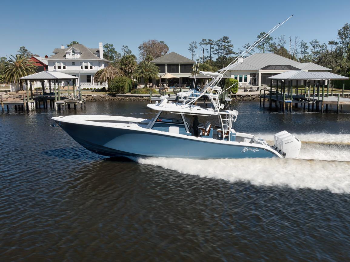 2024-yellowfin-42-offshore--power-9712319-20250311192829629-1_XLARGE