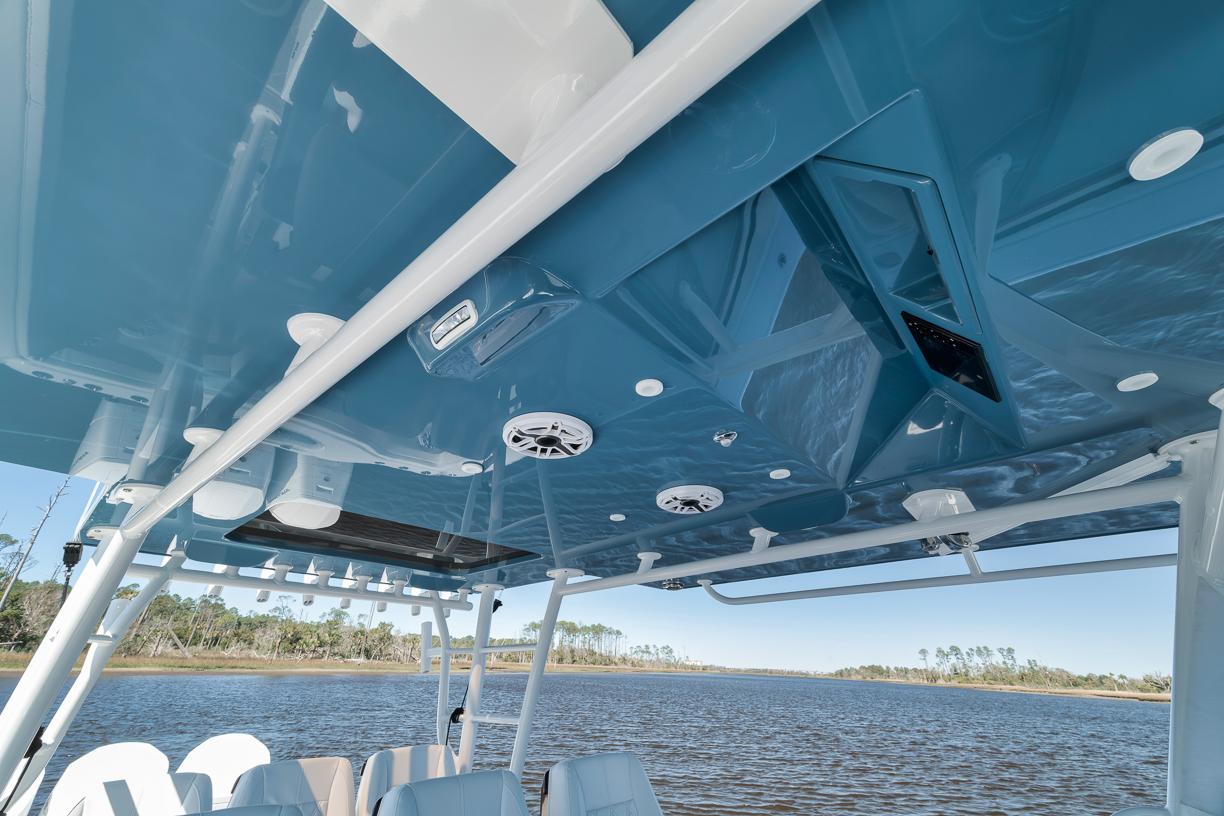 2024-yellowfin-42-offshore--power-9712319-20250311193355778-1_XLARGE