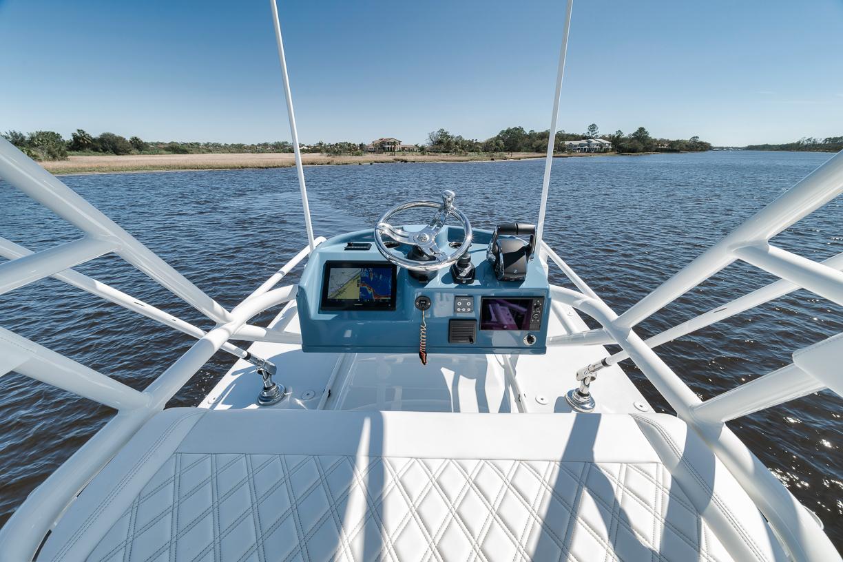 2024-yellowfin-42-offshore--power-9712319-20250311193502743-1_XLARGE