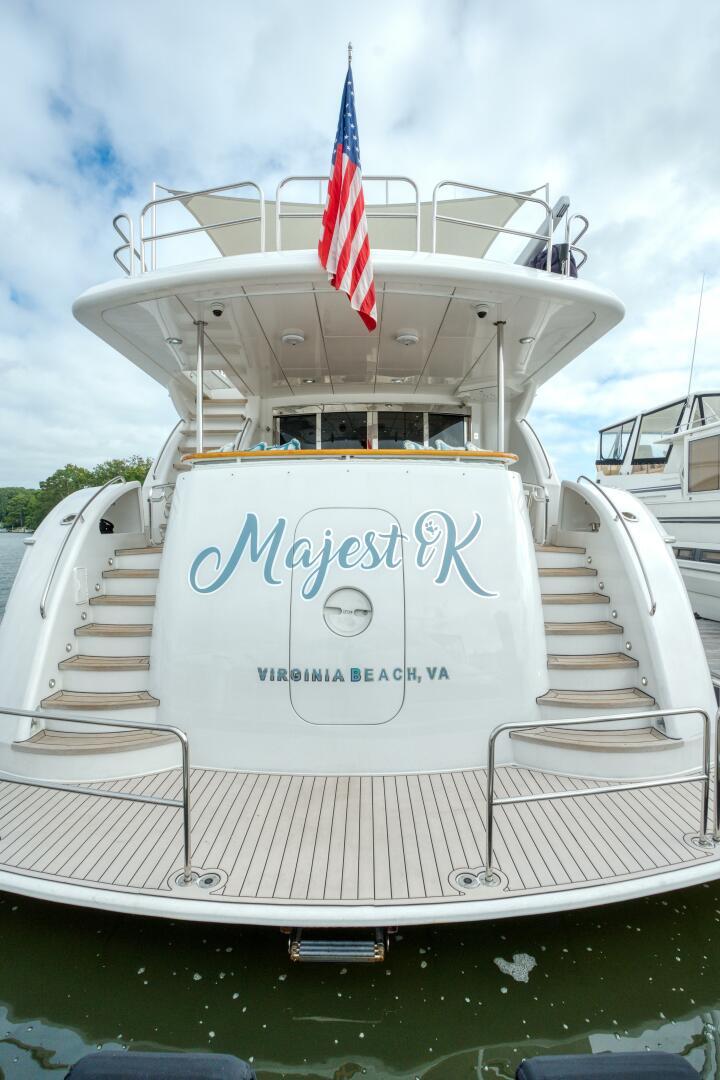 Majestik Yacht Photos Pics 