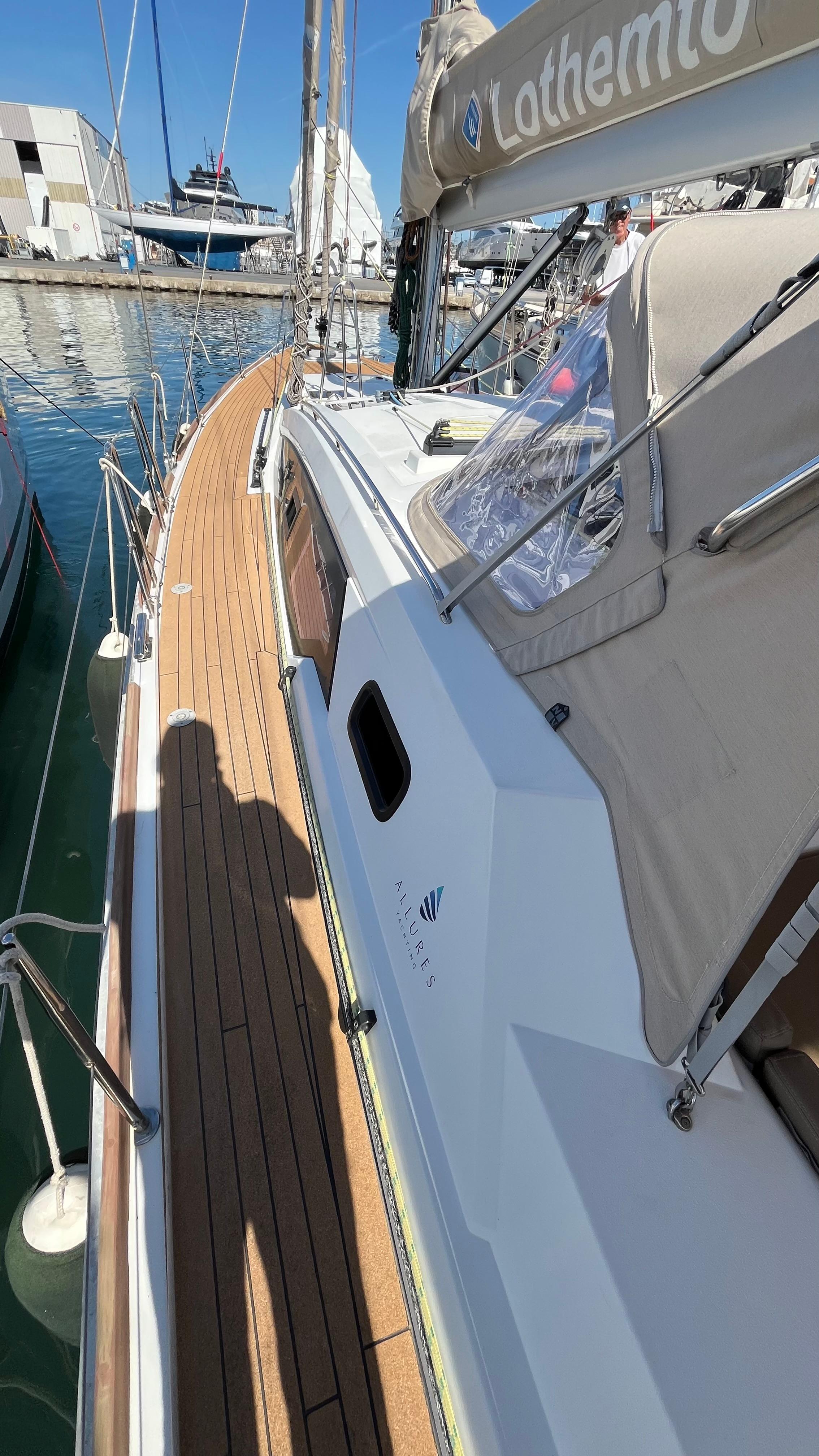 2019 Allures 45.9