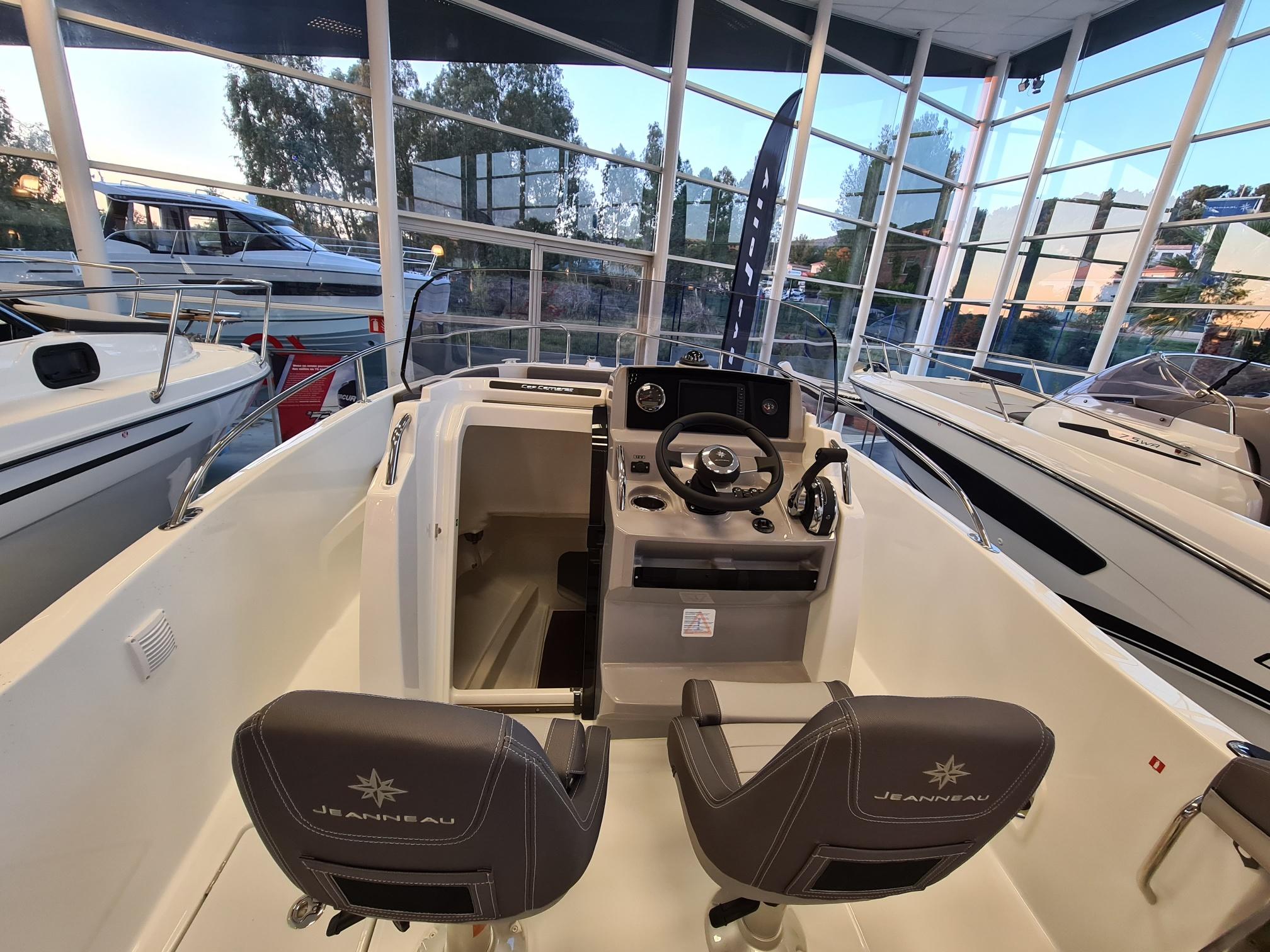 Jeanneau Cap Camarat 6.5 CC