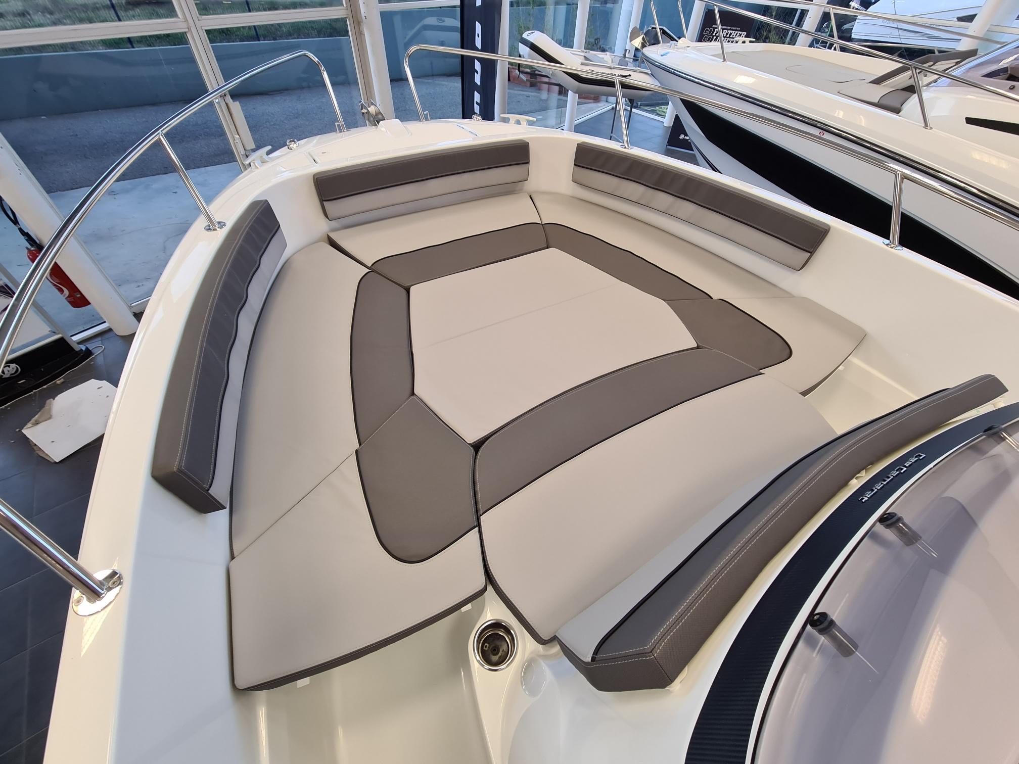 Jeanneau Cap Camarat 6.5 CC