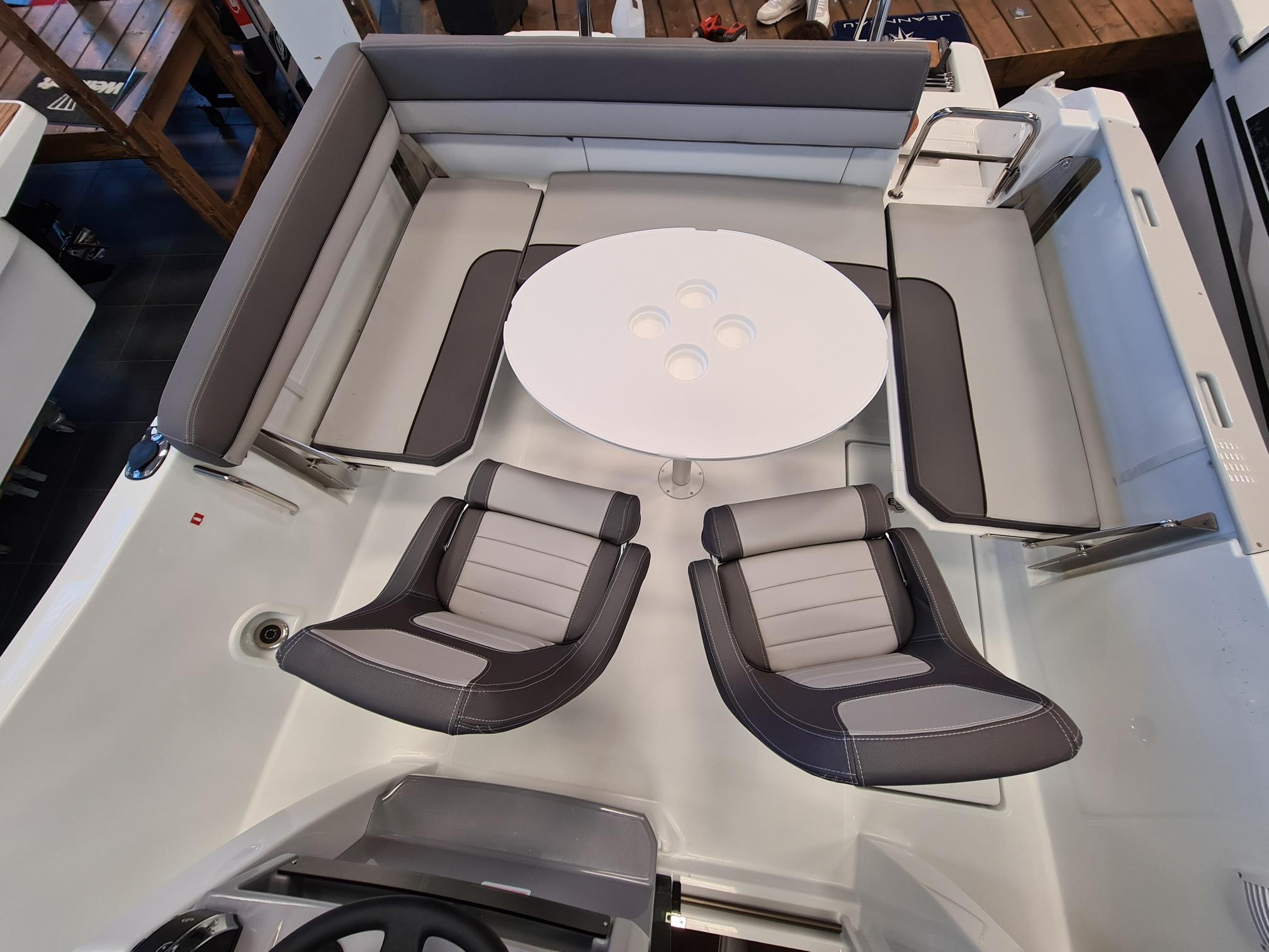 Jeanneau Cap Camarat 6.5 CC