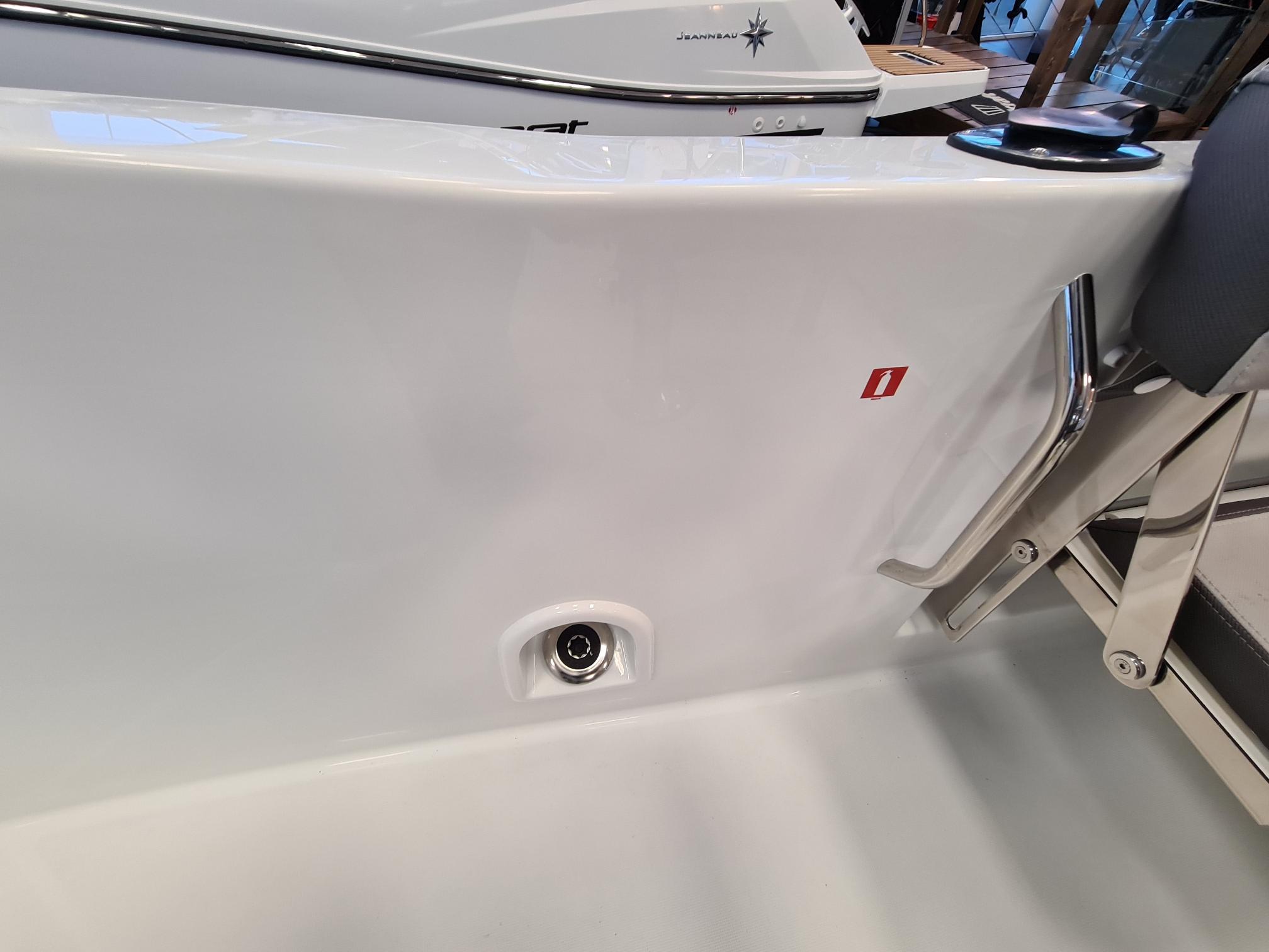 Jeanneau Cap Camarat 6.5 CC