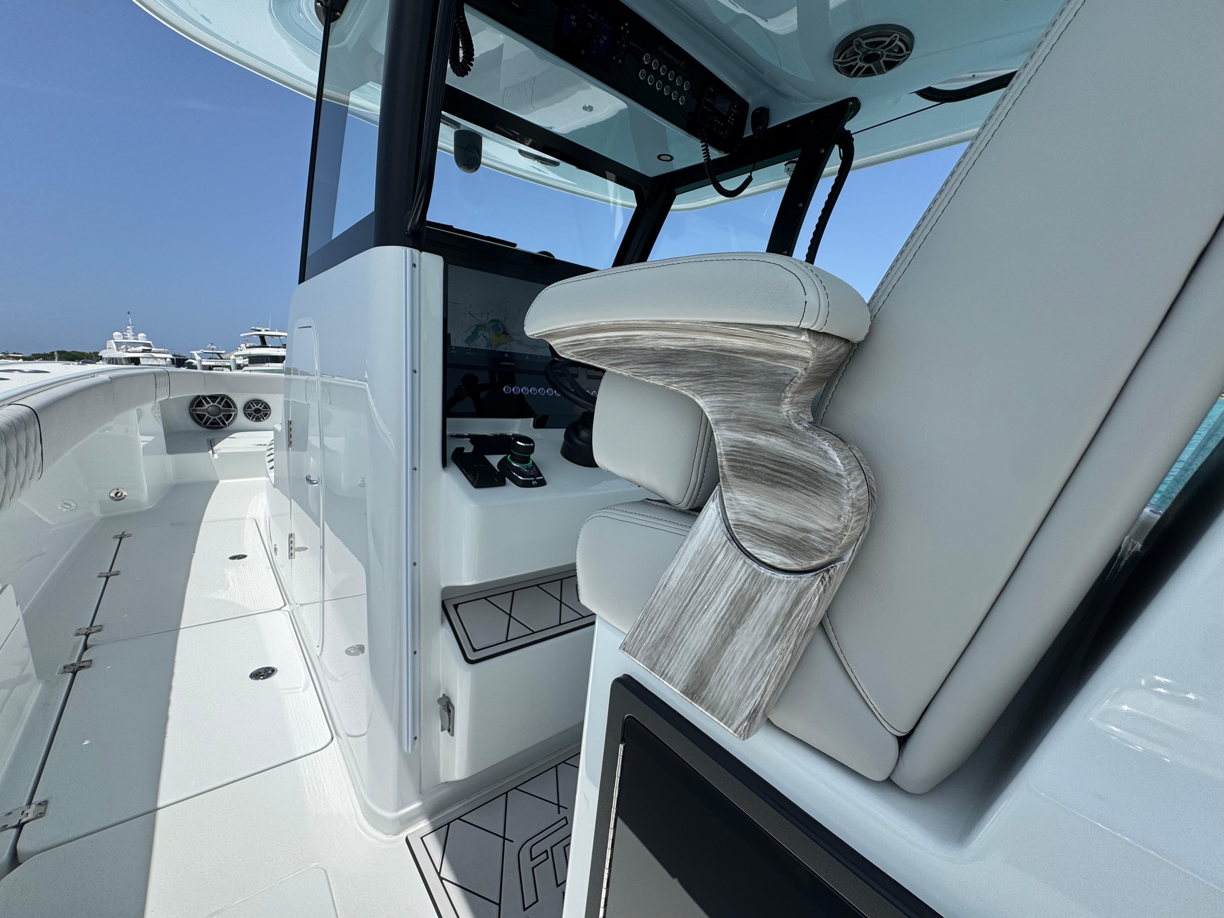 Boat image 33