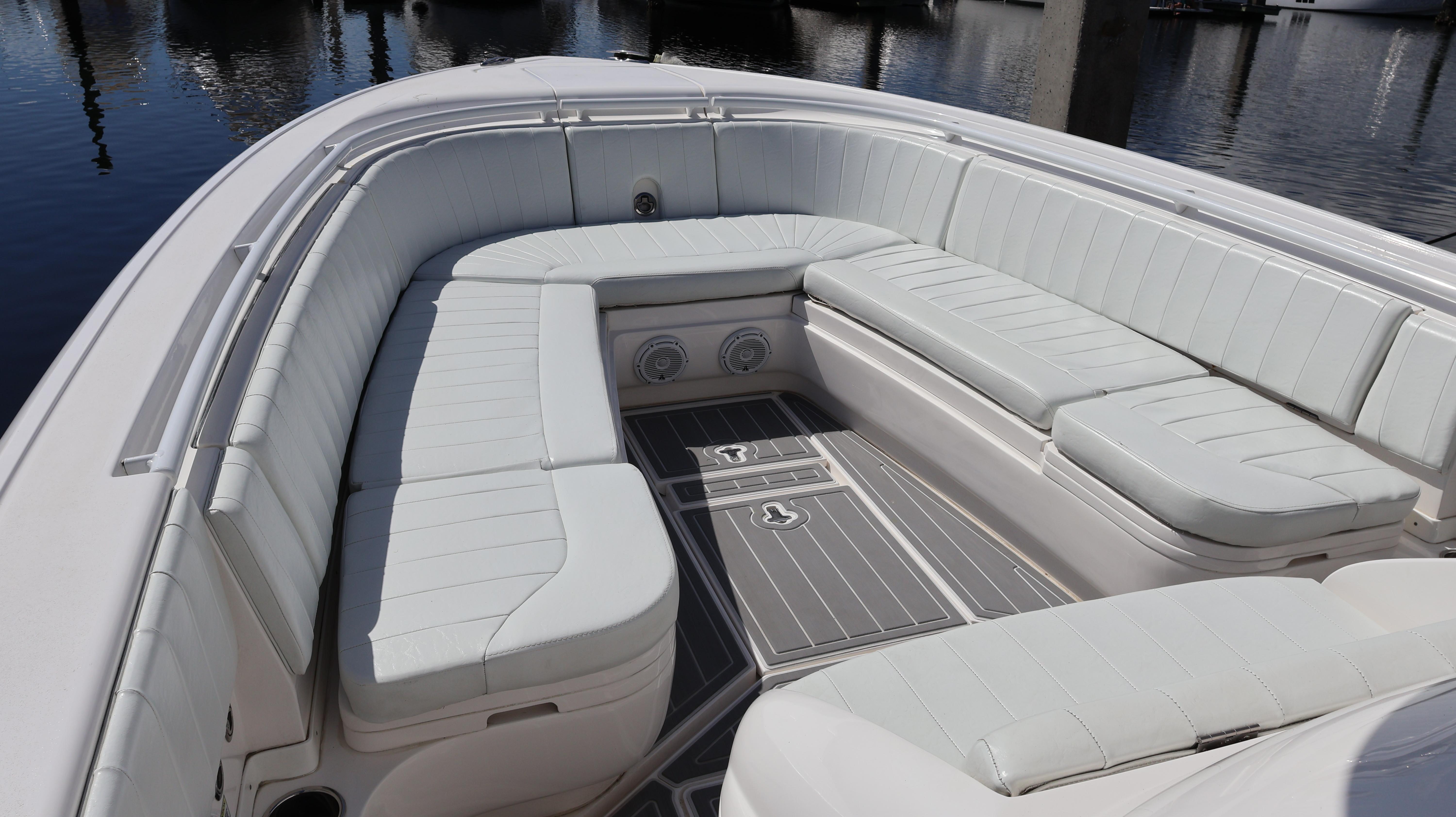 2016 Intrepid 327 Center Console