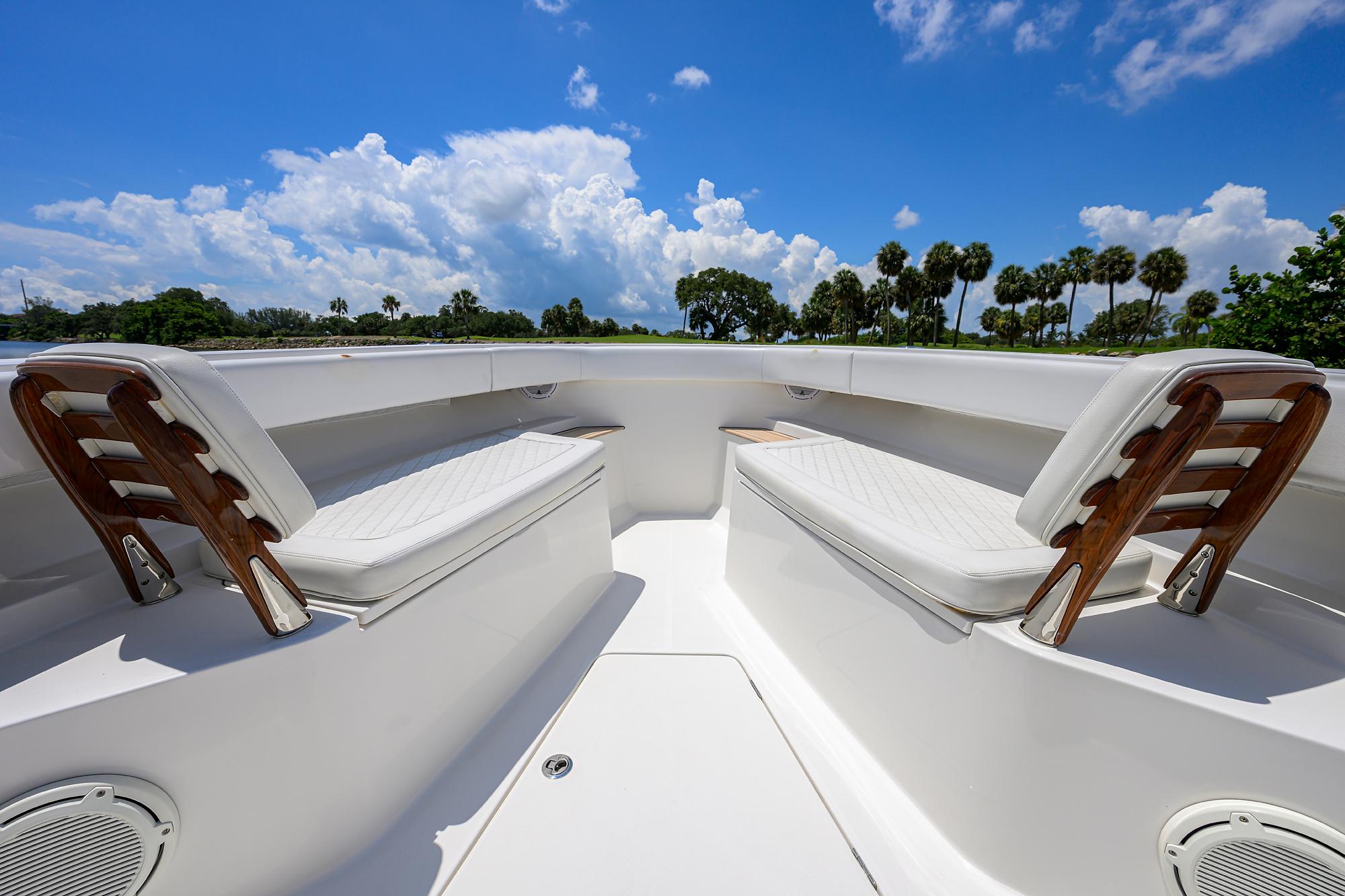 43 Jupiter 2019 Yacht Photos Pics Jupiter 43 No Name - Forward Seating, Port and Starboard