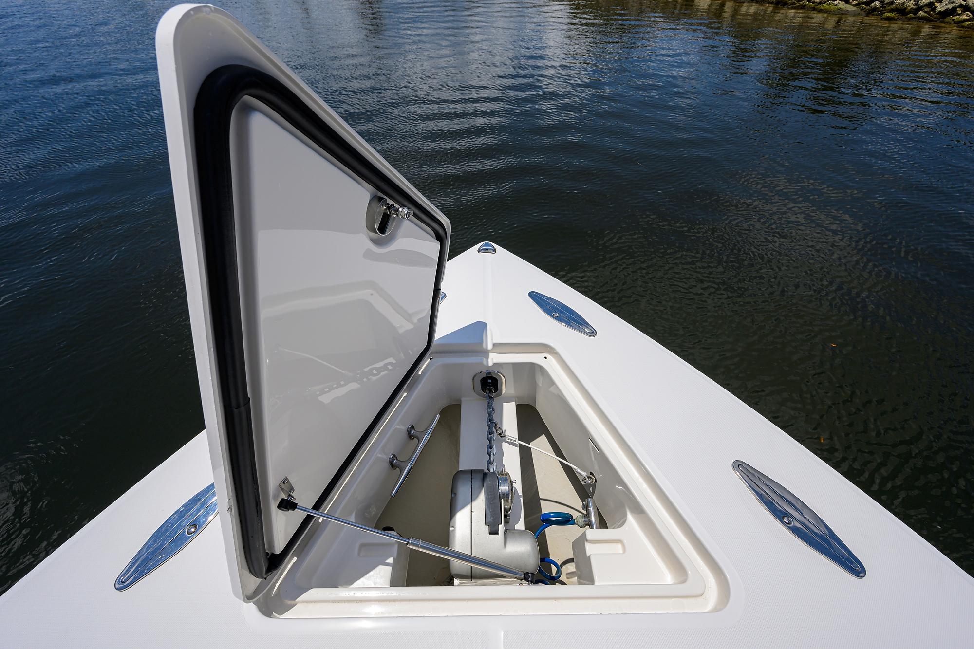 43 Jupiter 2019 Yacht Photos Pics Jupiter 43 No Name - Anchor Locker