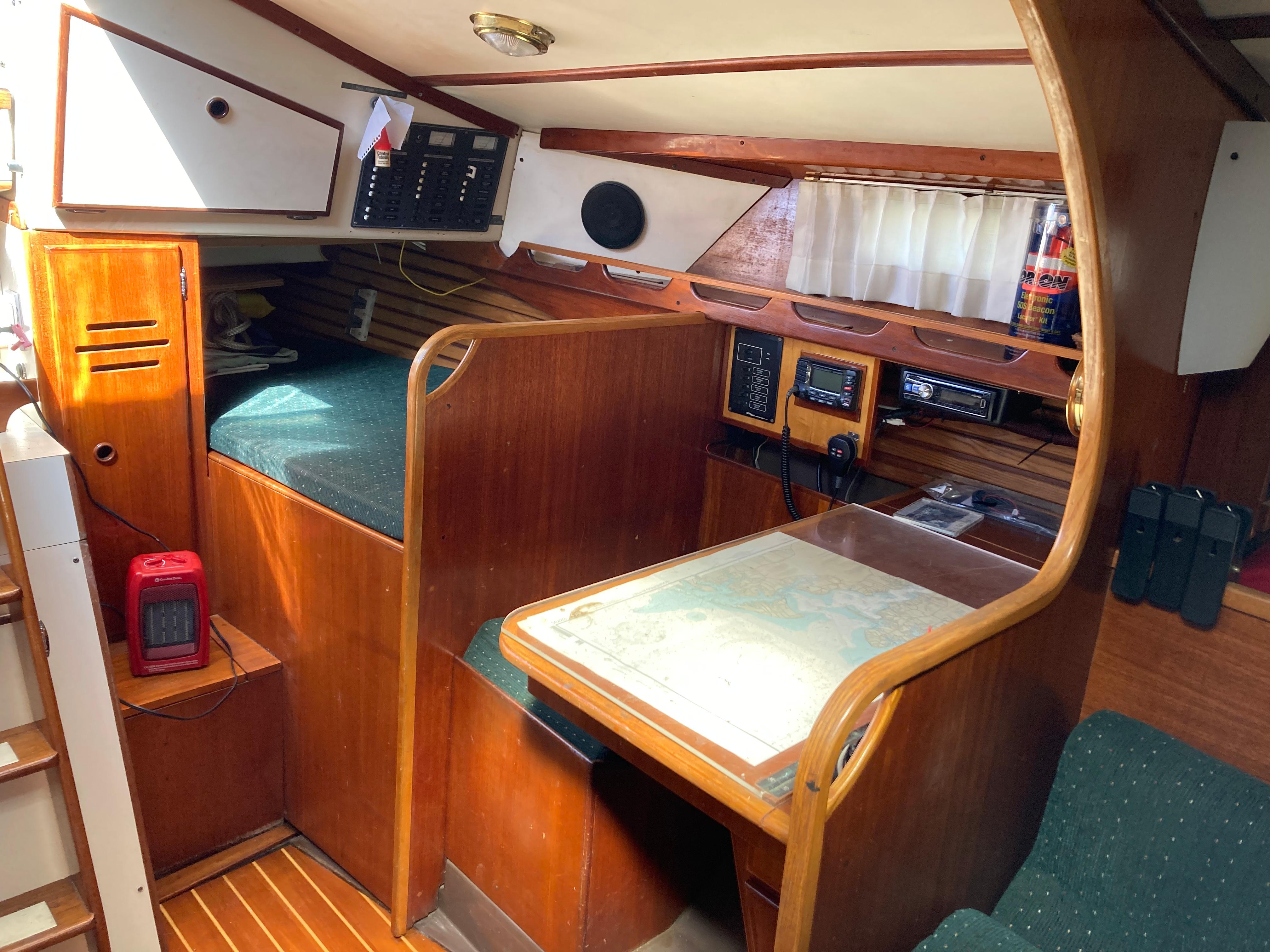 1980 Pearson P 40 For Sale | YaZu Yachting | Deltaville