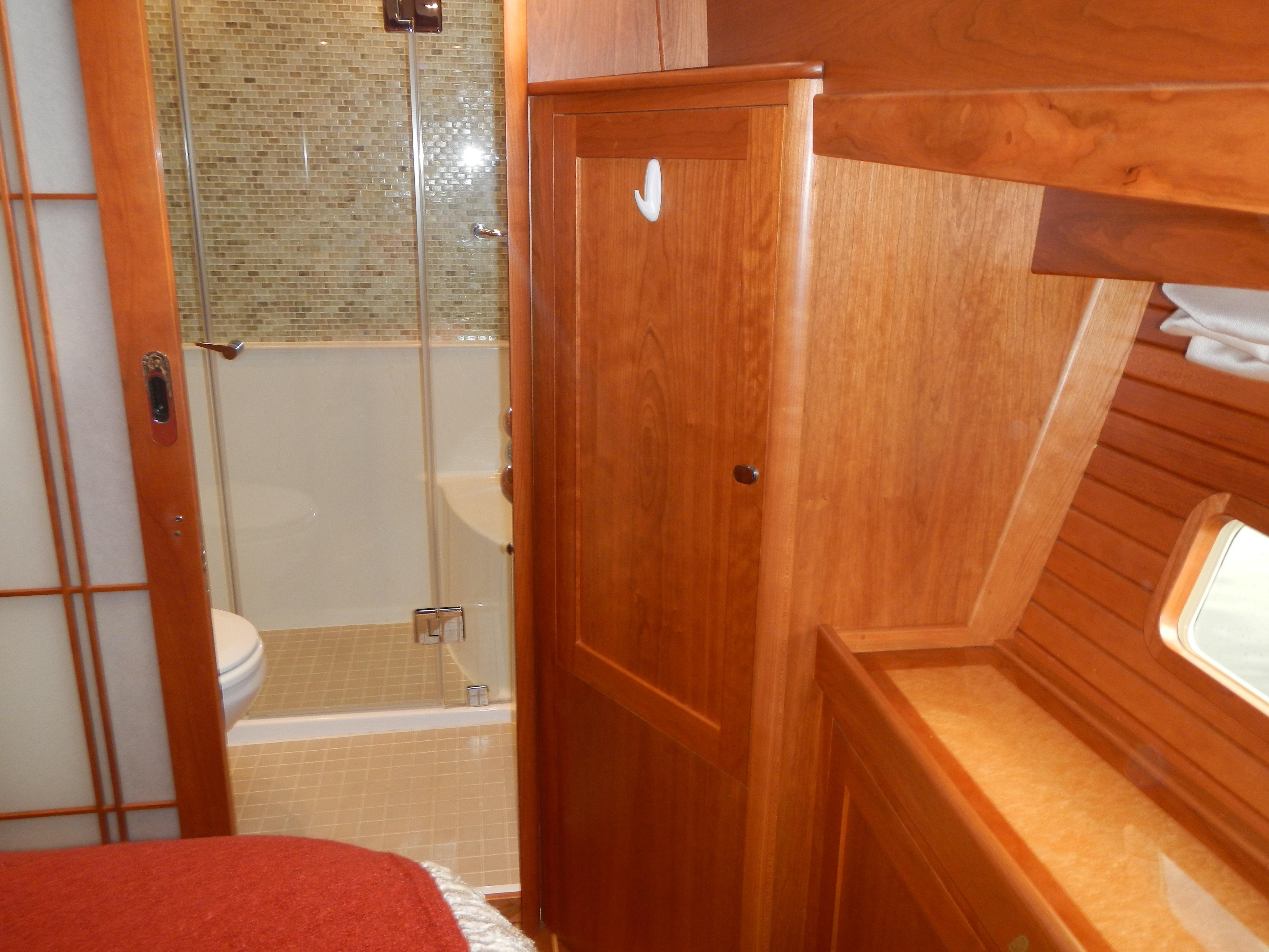 Master Stateroom / Head