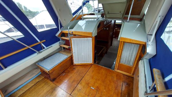 Coronet 32 Oceanfarer