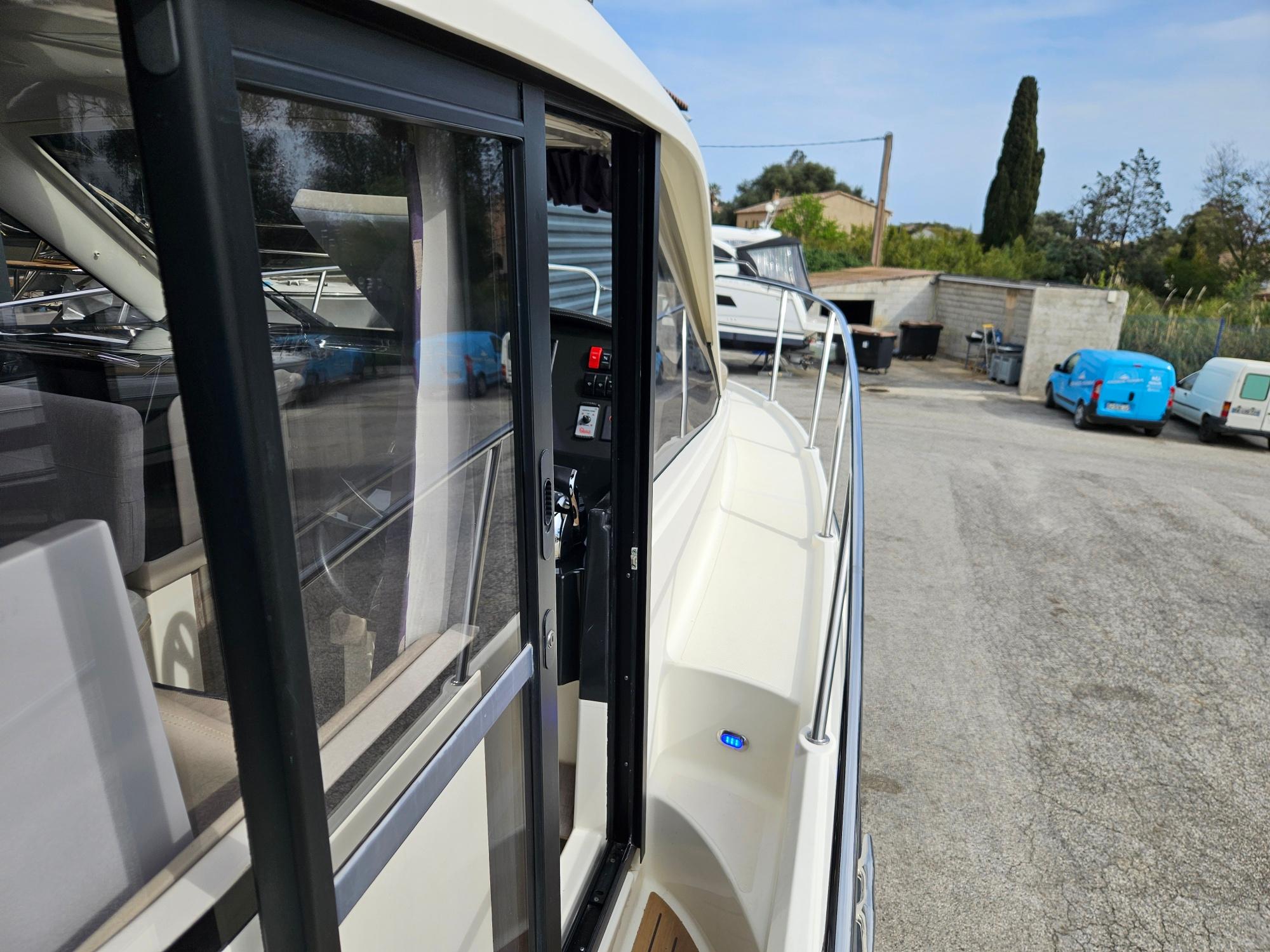 Quicksilver Activ 905 Weekend Outboard
