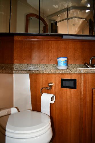 46' Cruisers Yachts, Listing Number 100858426, - Photo No. 66