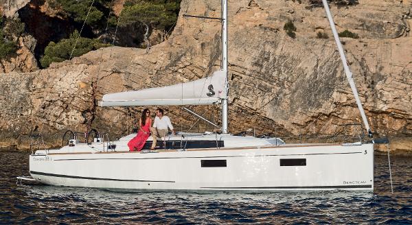 38' Beneteau, Listing Number 100903148, - Photo No. 23