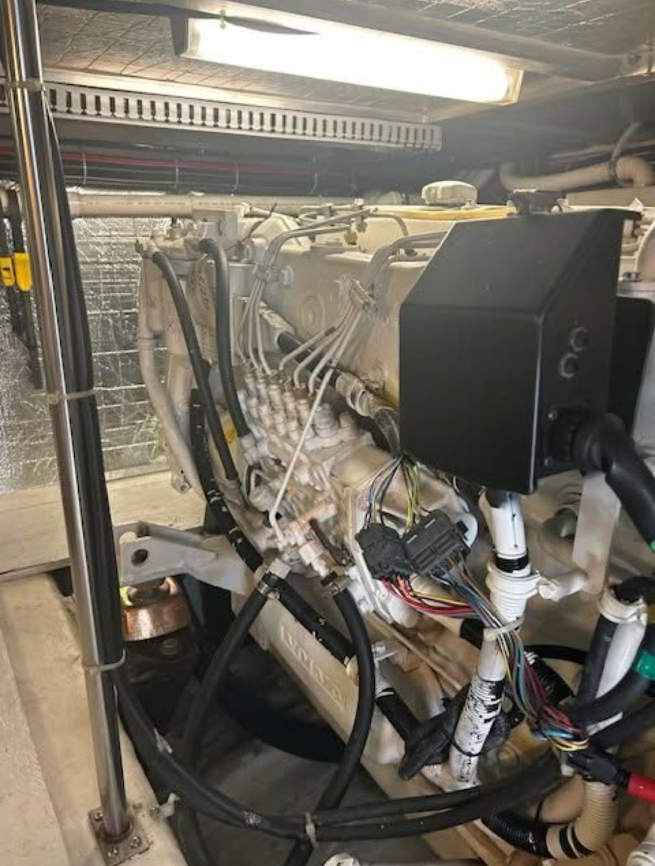 2000-carver-450-voyager-pilothouse-power-9822353-20250531083634133-1_XLARGE