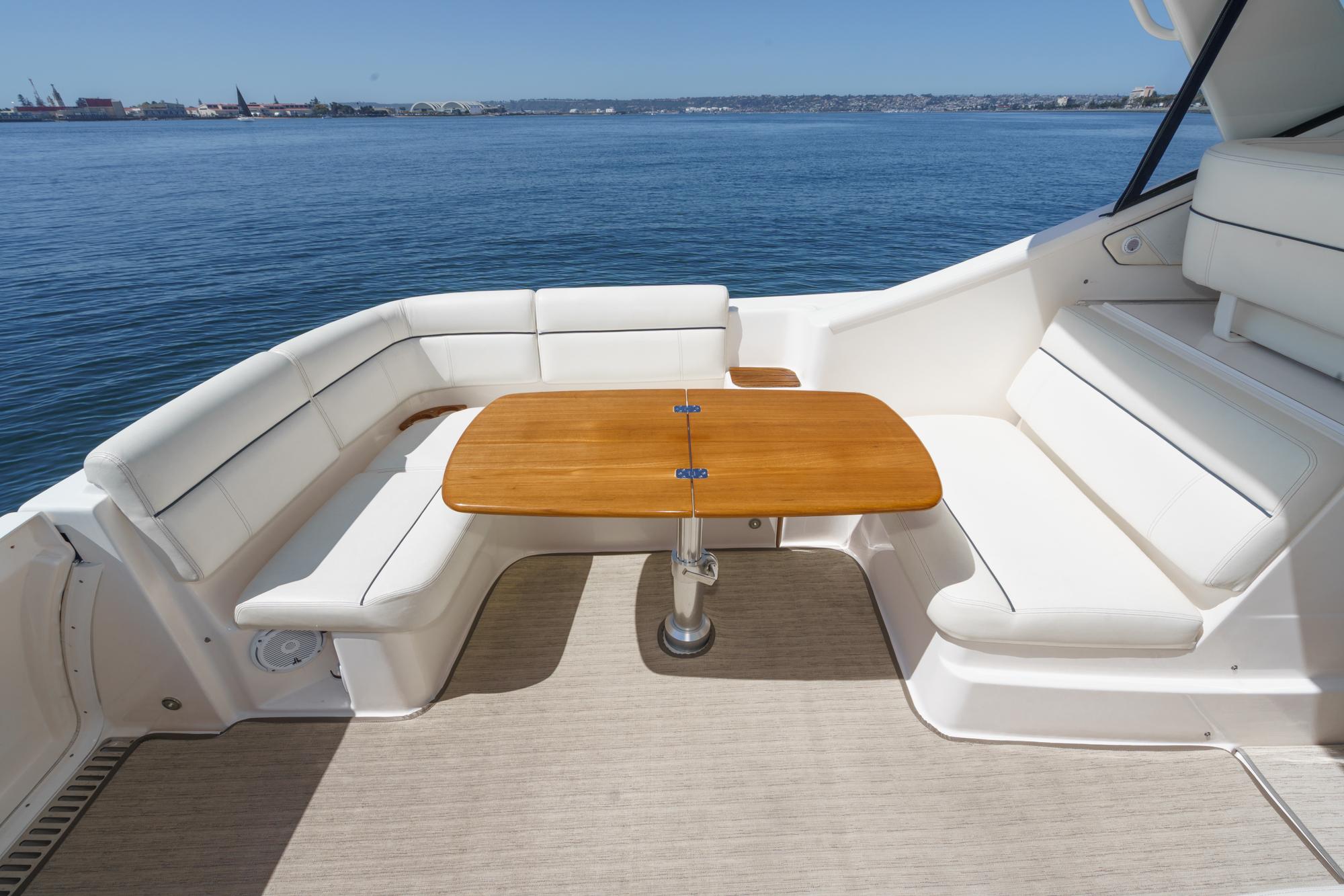 2018 Tiara Yachts 3100 Coronet #TBRM094F inventory image at Sun Country Marine Group, San Diego Harbor Island 2018 Tiara Yachts 3100 Coronet #TBRM094F inventory image at Sun Country Marine Group, San Diego Harbor Island