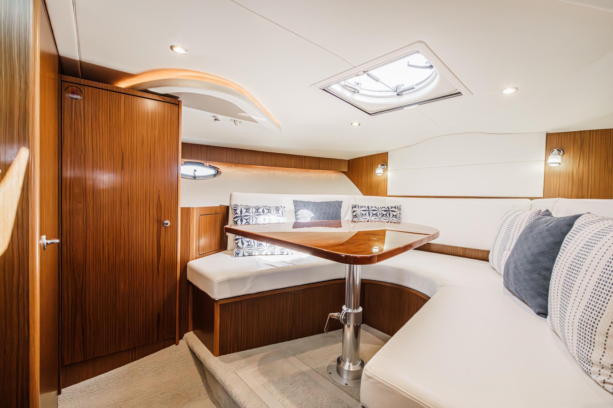 2018 Tiara Yachts 3100 Coronet #TBRM094F inventory image at Sun Country Marine Group, San Diego Harbor Island 2018 Tiara Yachts 3100 Coronet #TBRM094F inventory image at Sun Country Marine Group, San Diego Harbor Island