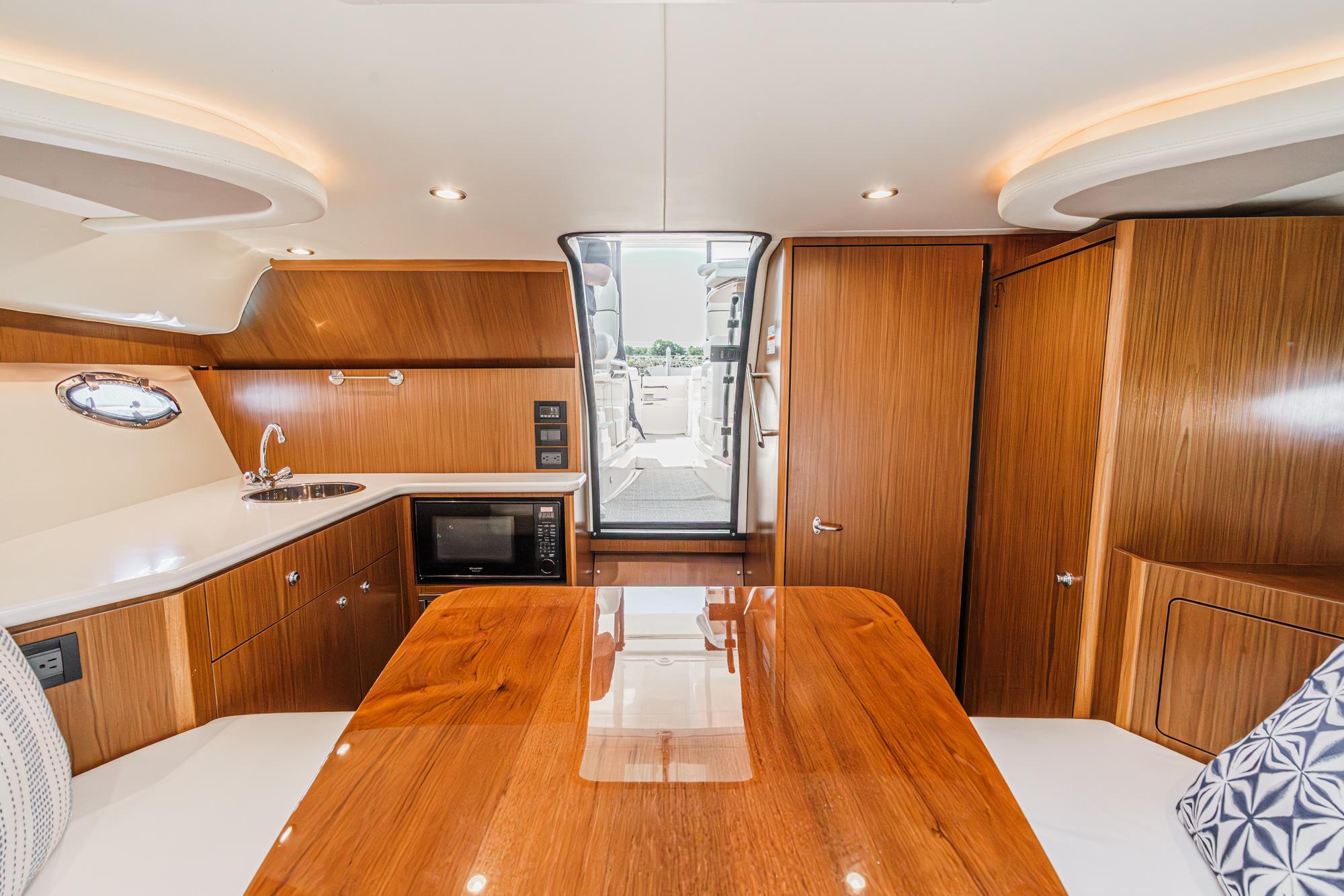 2018 Tiara Yachts 3100 Coronet #TBRM094F inventory image at Sun Country Marine Group, San Diego Harbor Island 2018 Tiara Yachts 3100 Coronet #TBRM094F inventory image at Sun Country Marine Group, San Diego Harbor Island
