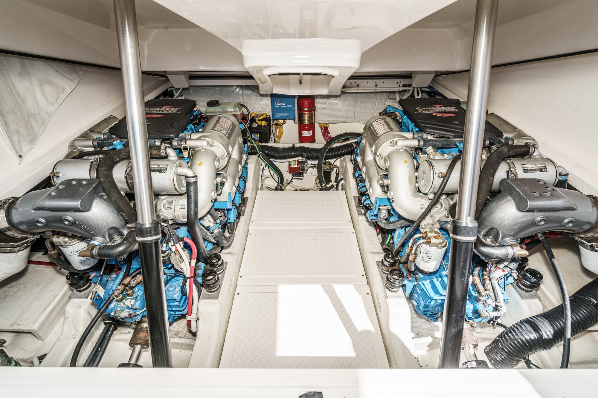 2018 Tiara Yachts 3100 Coronet #TBRM094F inventory image at Sun Country Marine Group, San Diego Harbor Island 2018 Tiara Yachts 3100 Coronet #TBRM094F inventory image at Sun Country Marine Group, San Diego Harbor Island
