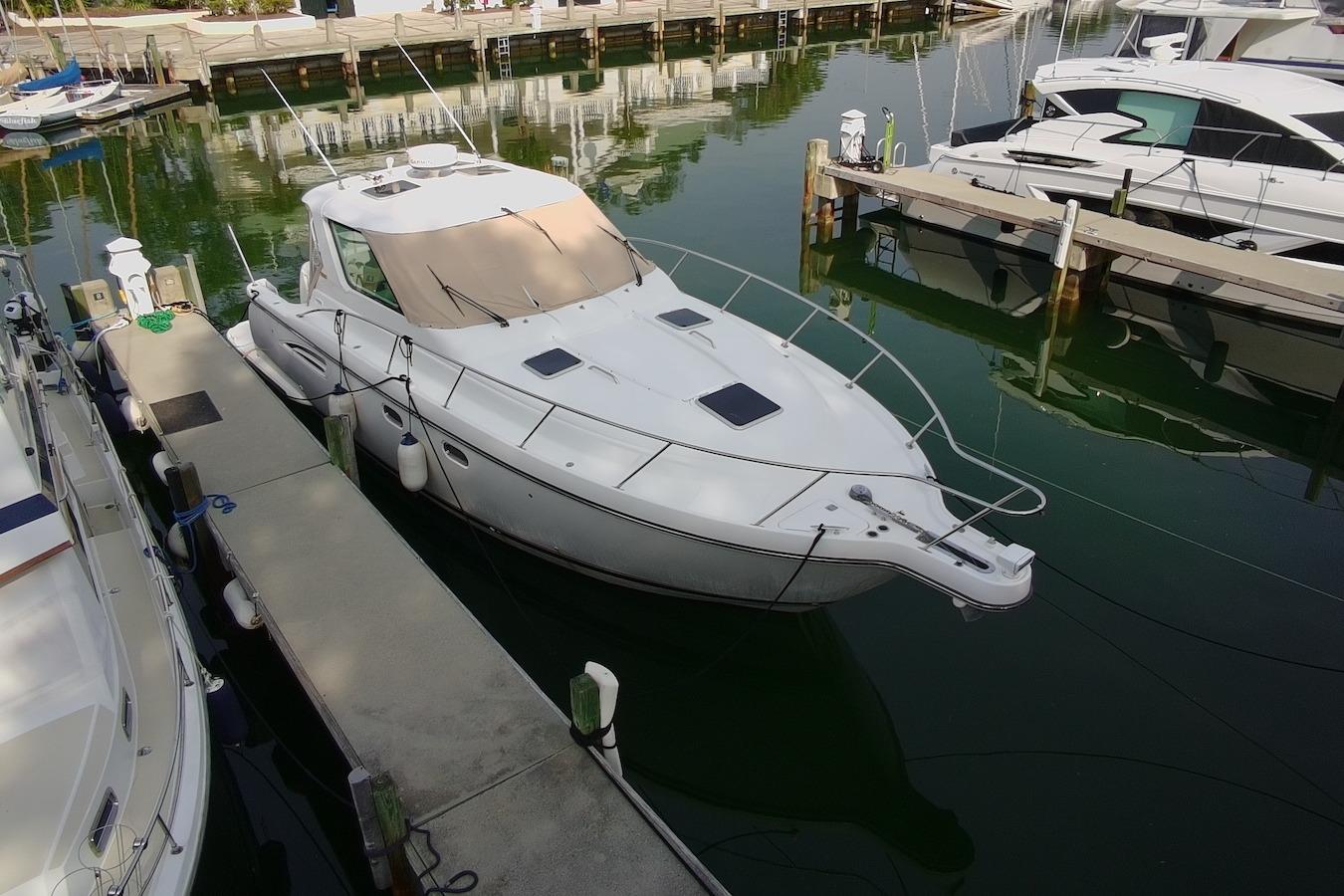 SC 10575 KM Knot 10 Yacht Sales SC 10575 KM Knot 10 Yacht Sales