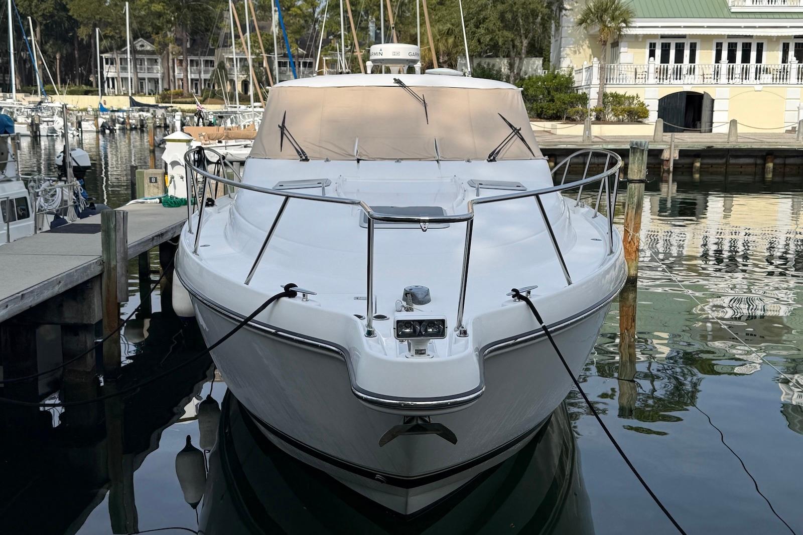 SC 10575 KM Knot 10 Yacht Sales SC 10575 KM Knot 10 Yacht Sales
