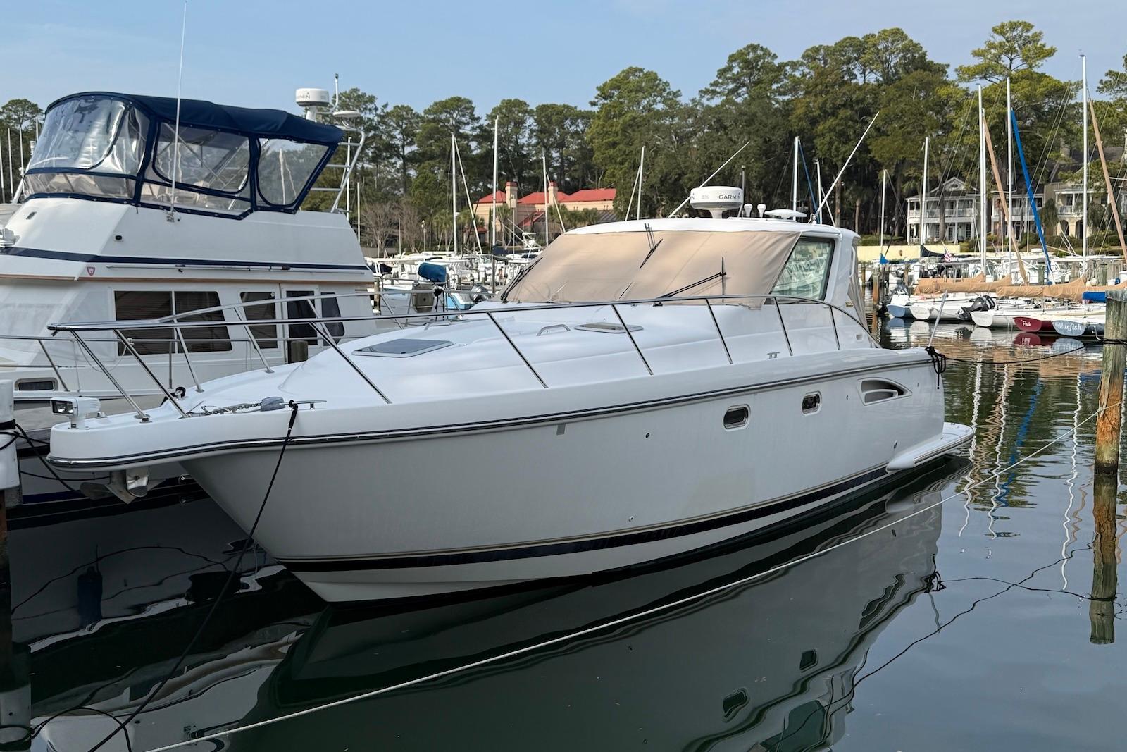 SC 10575 KM Knot 10 Yacht Sales SC 10575 KM Knot 10 Yacht Sales