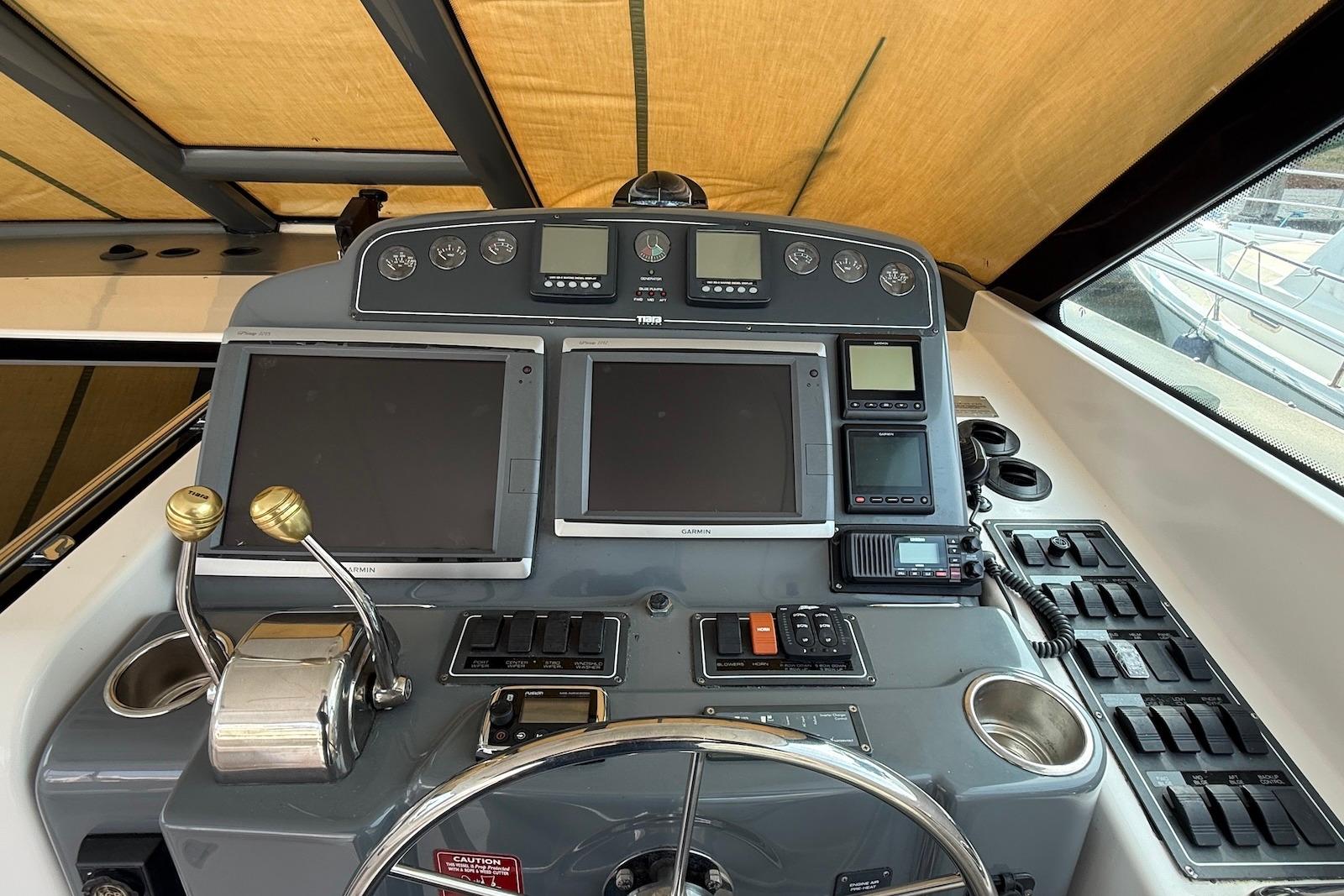 SC 10575 KM Knot 10 Yacht Sales SC 10575 KM Knot 10 Yacht Sales