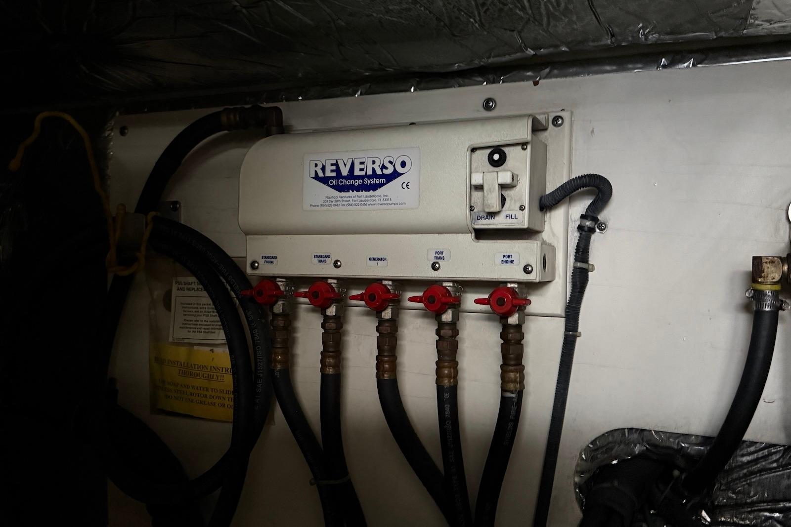 SC 10575 KM Knot 10 Yacht Sales SC 10575 KM Knot 10 Yacht Sales