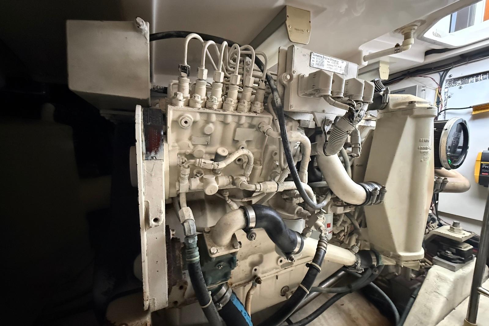 SC 10575 KM Knot 10 Yacht Sales SC 10575 KM Knot 10 Yacht Sales