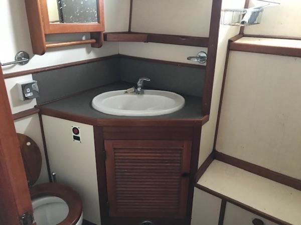 1985 Trader 41+2