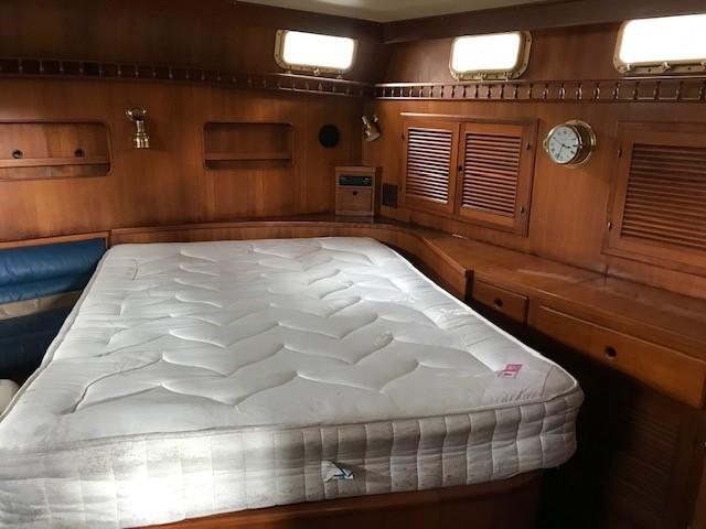 1985 Trader 41+2