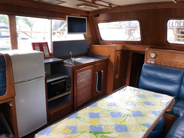 1985 Trader 41+2