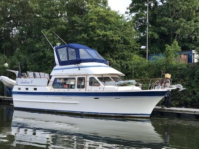 1985 Trader 41+2
