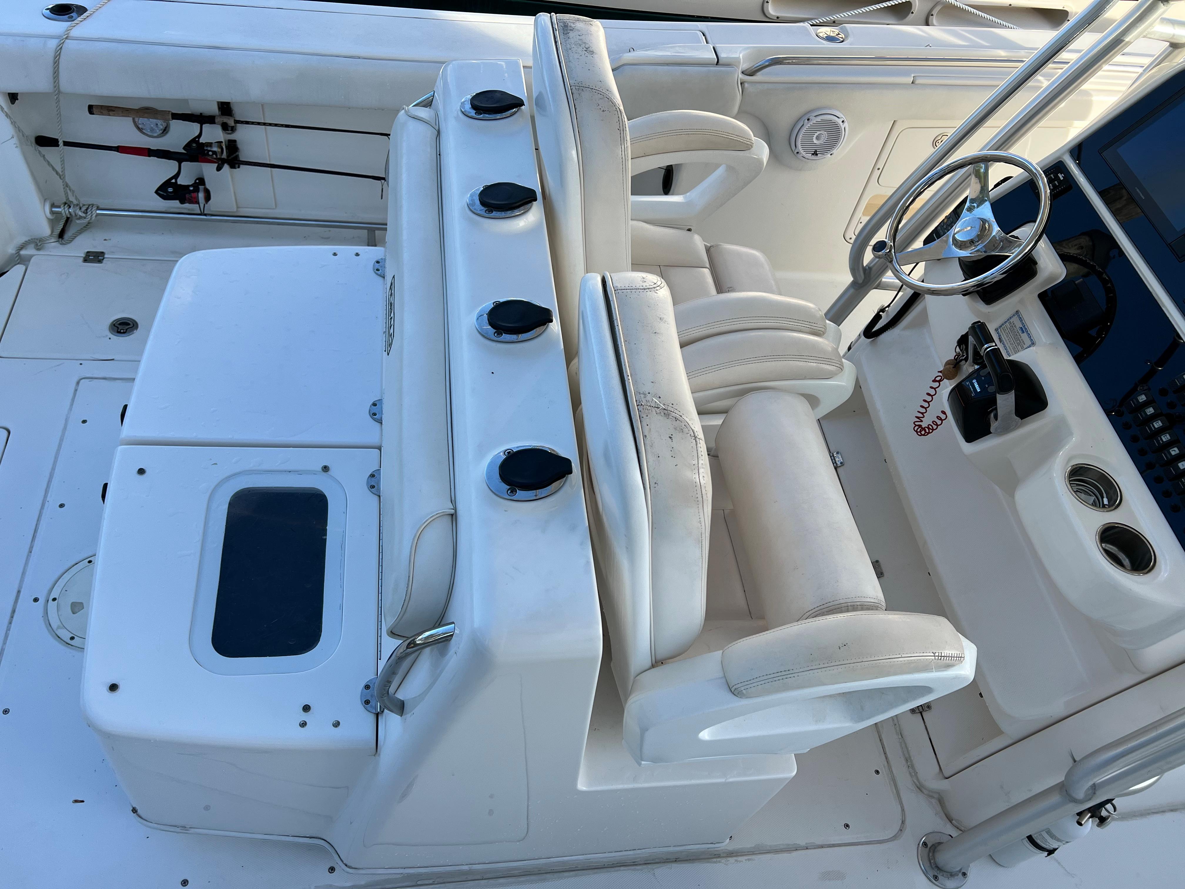 2008 Robalo R300 Center Console For Sale | YaZu Yachting | Deltaville