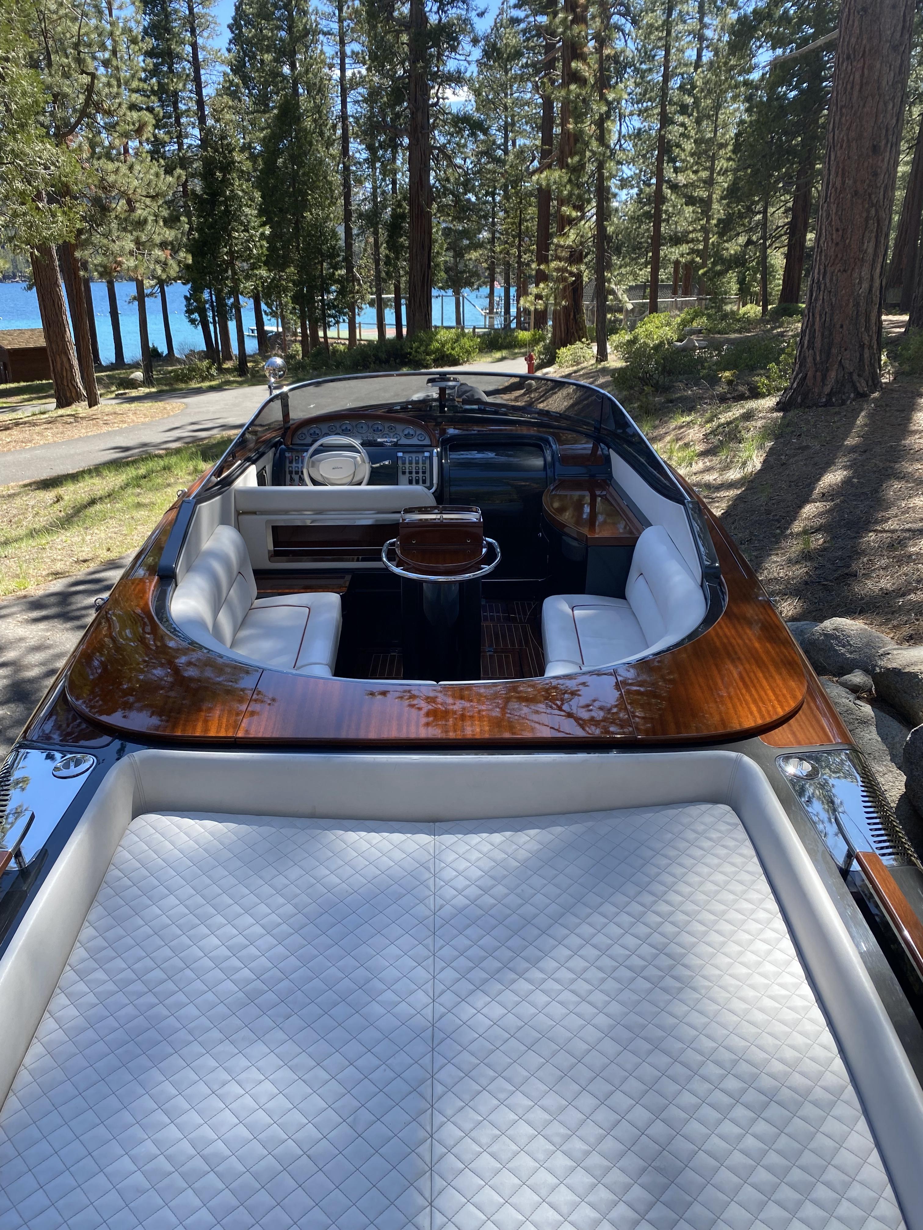 2016-riva-aquariva-super-power-9662374-20250226064151793-1_XLARGE