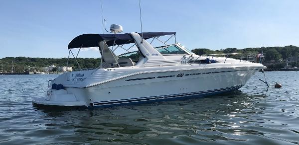 40' Sea Ray 400 Express Cruiser