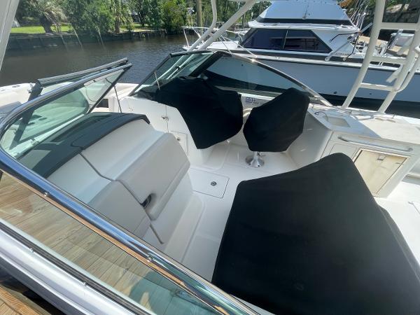 27' Boston Whaler, Listing Number 100916918, Image No. 12