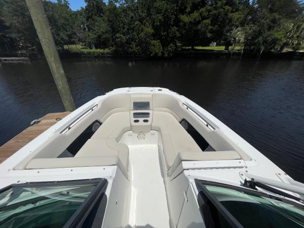 27' Boston Whaler, Listing Number 100916918, - Photo No. 7