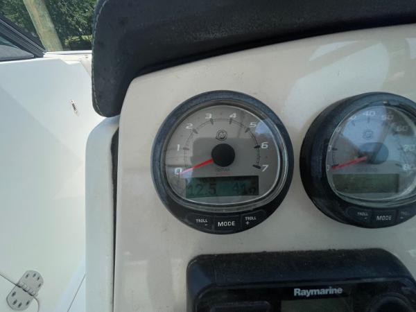 27' Boston Whaler, Listing Number 100916918, - Photo No. 20